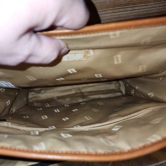 Hartmann Messenger/Computer Bag - Picture 6 of 15